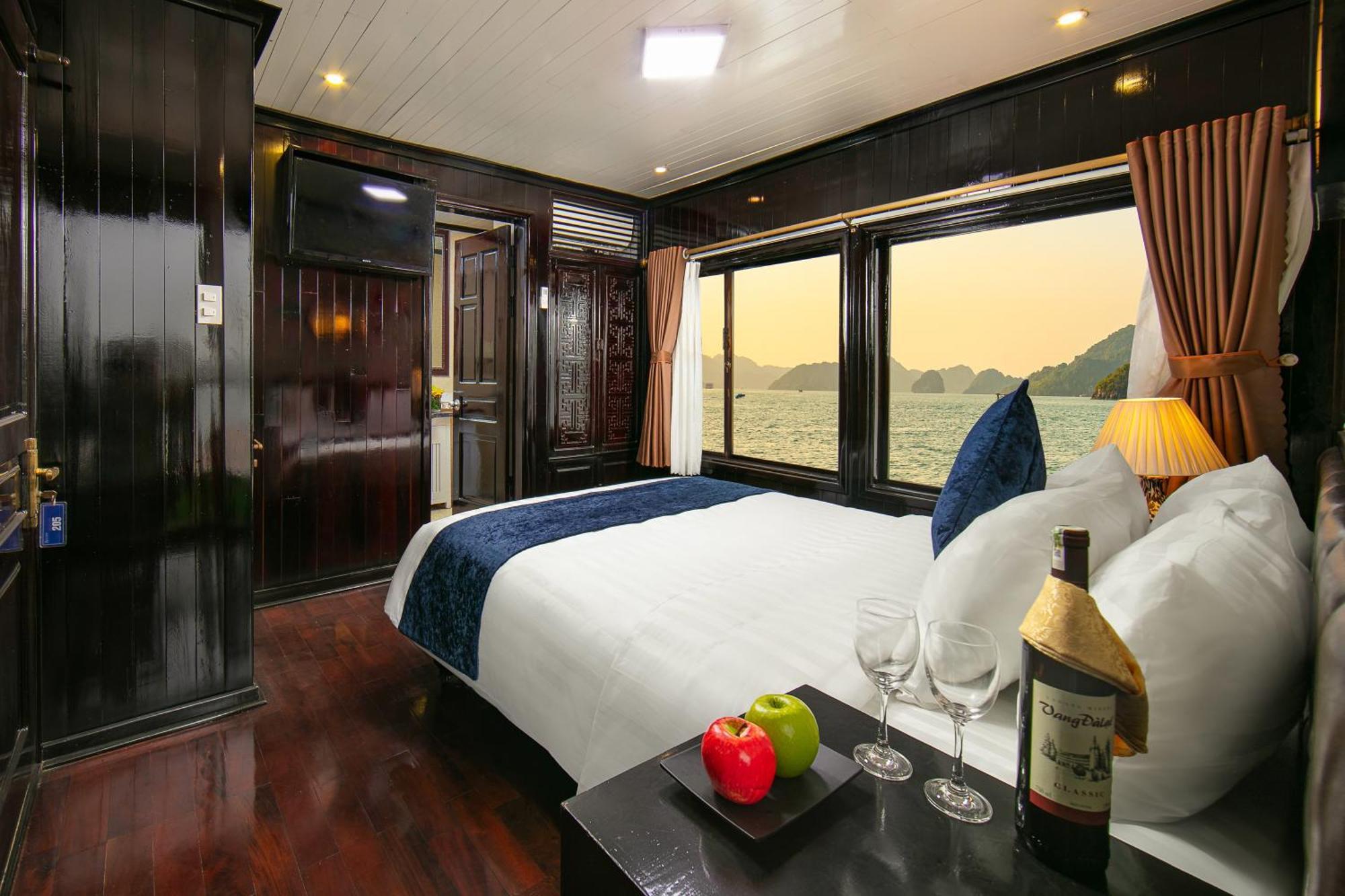 Fantasea Imperial Cruise Hotel Ha Long Exterior foto