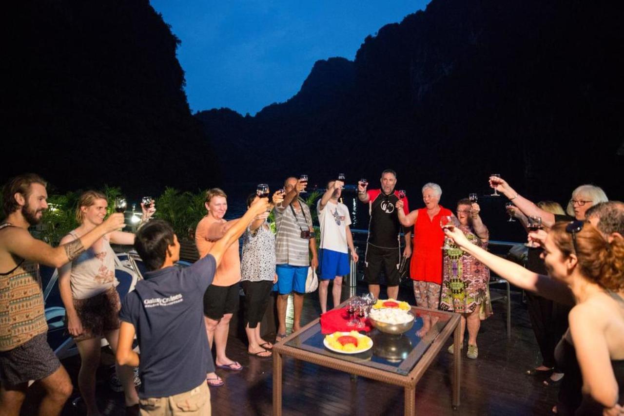 Fantasea Imperial Cruise Hotel Ha Long Exterior foto